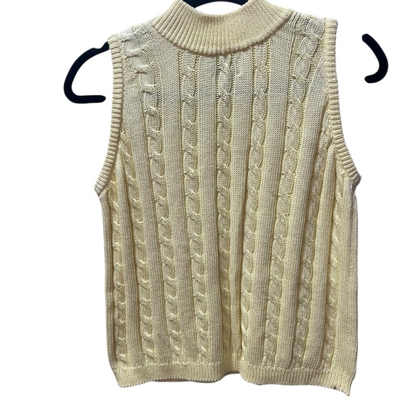 United Colors Of Benetton Butter Yellow Cable KnitSleeveless Sweater Medium‎ - Picture 2 of 5